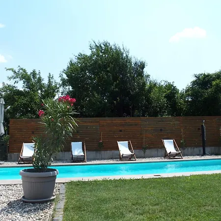 Lara Dom wakacyjny *