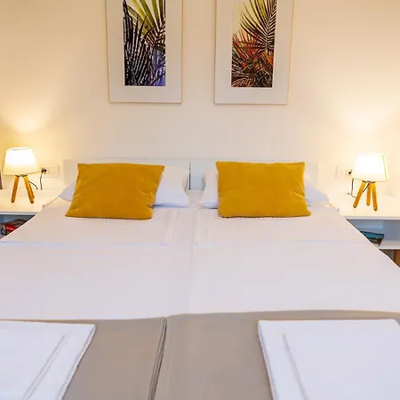 Dom wakacyjny Lara *