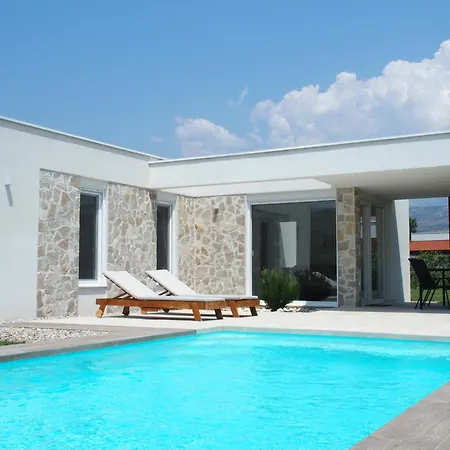 Dom wakacyjny Lara *